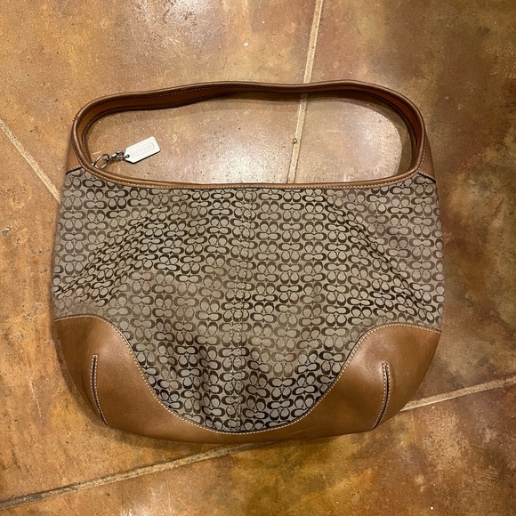 Coach Handbag- Single Strap - Picture 1 of 5